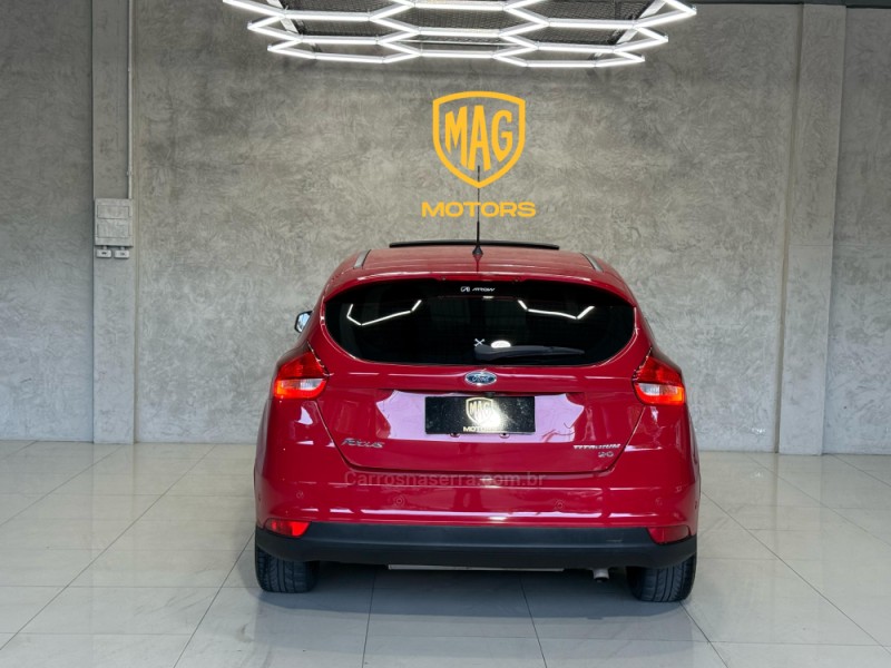 FOCUS 2.0 TITANIUM HATCH 16V FLEX 4P AUTOMÁTICO - 2016 - CAXIAS DO SUL