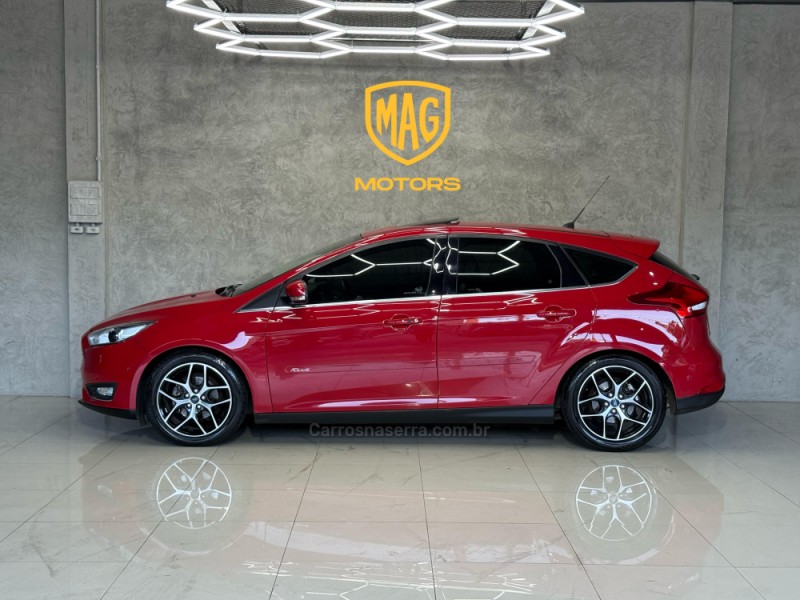 FOCUS 2.0 TITANIUM HATCH 16V FLEX 4P AUTOMÁTICO - 2016 - CAXIAS DO SUL