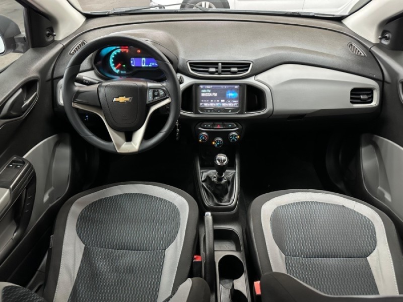 ONIX 1.0 LT 12V FLEX 4P MANUAL - 2016 - CAXIAS DO SUL