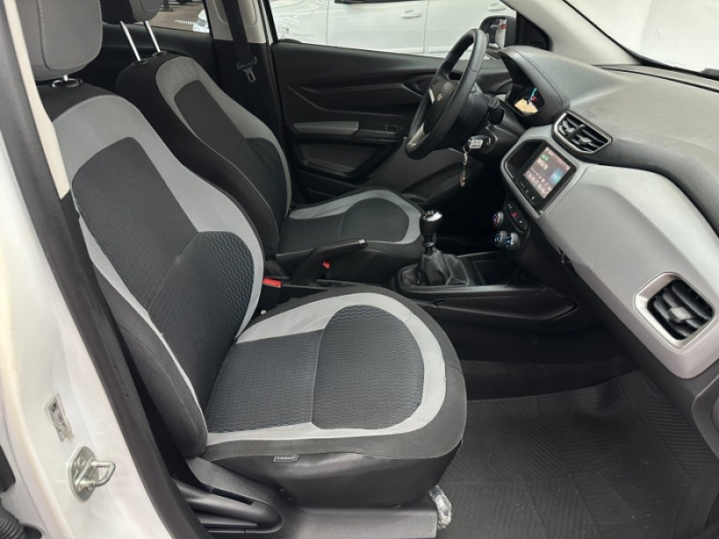 ONIX 1.0 LT 12V FLEX 4P MANUAL - 2016 - CAXIAS DO SUL