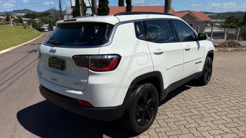 COMPASS 2.0 16V DIESEL LONGITUDE 4X4 AUTOMÁTICO - 2017 - DOIS IRMãOS
