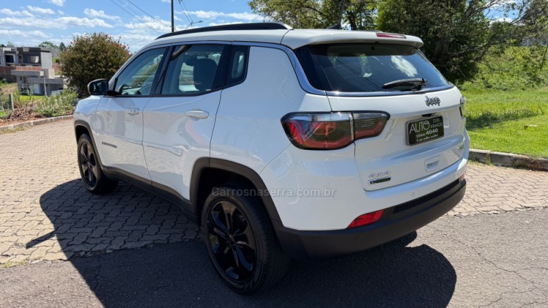 COMPASS 2.0 16V DIESEL LONGITUDE 4X4 AUTOMÁTICO - 2017 - DOIS IRMãOS