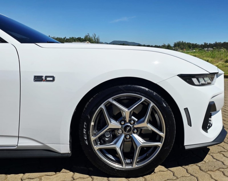 MUSTANG 4.6 GT PREMIUM COUPÉ V8 24V GASOLINA 2P AUTOMÁTICO - 2024 - LAJEADO