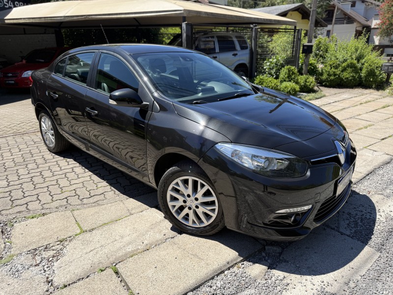 FLUENCE 2.0 DYNAMIQUE PLUS 16V FLEX 4P AUTOMÁTICO - 2018 - NOVA PETRóPOLIS
