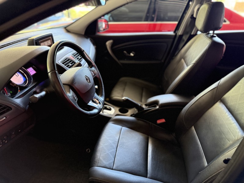 FLUENCE 2.0 DYNAMIQUE PLUS 16V FLEX 4P AUTOMÁTICO - 2018 - NOVA PETRóPOLIS