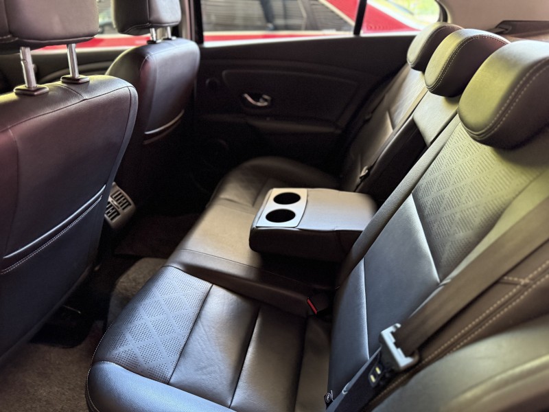 FLUENCE 2.0 DYNAMIQUE PLUS 16V FLEX 4P AUTOMÁTICO - 2018 - NOVA PETRóPOLIS