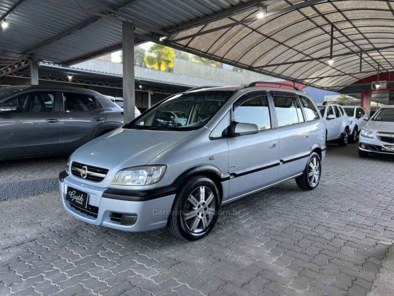 ZAFIRA 2.0 MPFI ELITE 8V FLEX 4P MANUAL