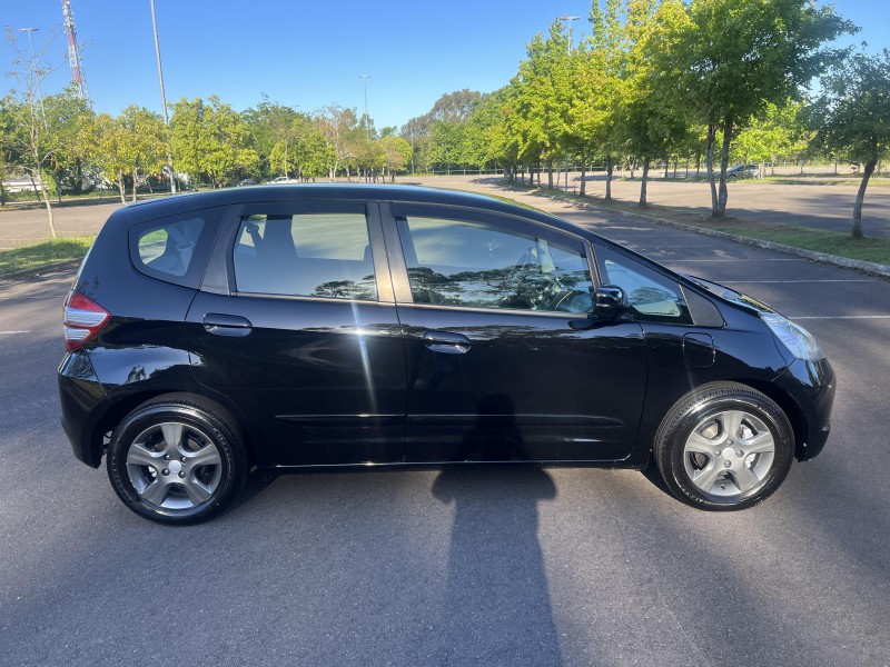 FIT 1.4 LXL 8V FLEX 4P MANUAL - 2011 - BENTO GONçALVES