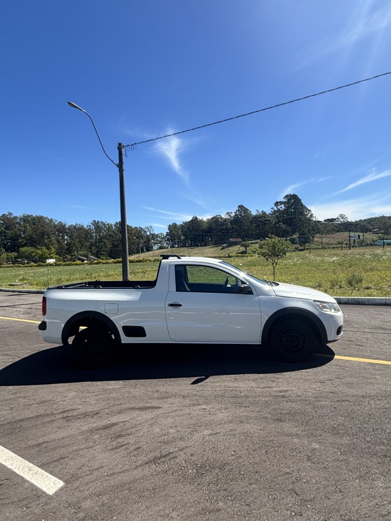 SAVEIRO 1.6 CL CS 8V GASOLINA 2P MANUAL - 2011 - CARLOS BARBOSA