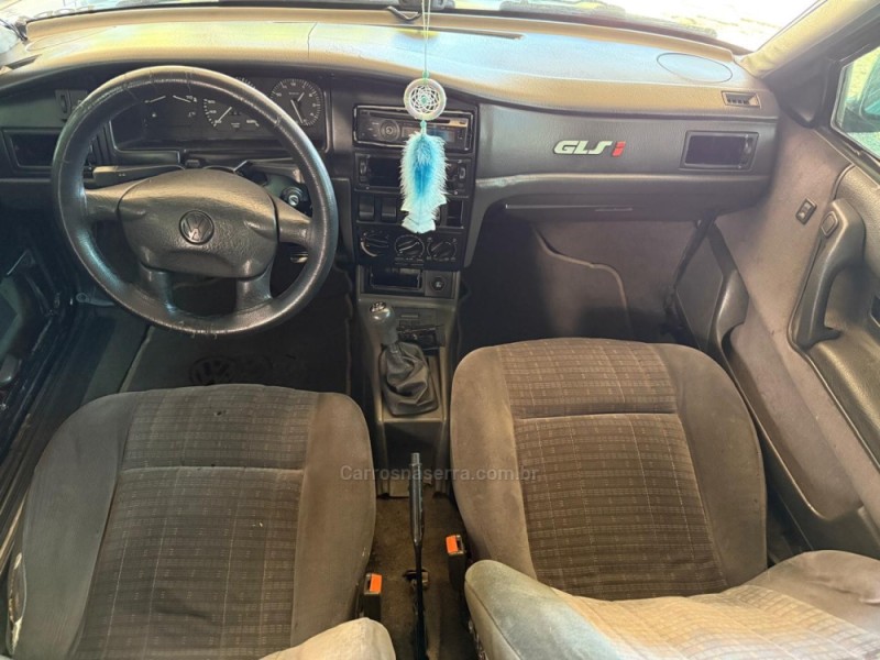 SANTANA 2.0 MI 8V GASOLINA 4P MANUAL - 1996 - FARROUPILHA