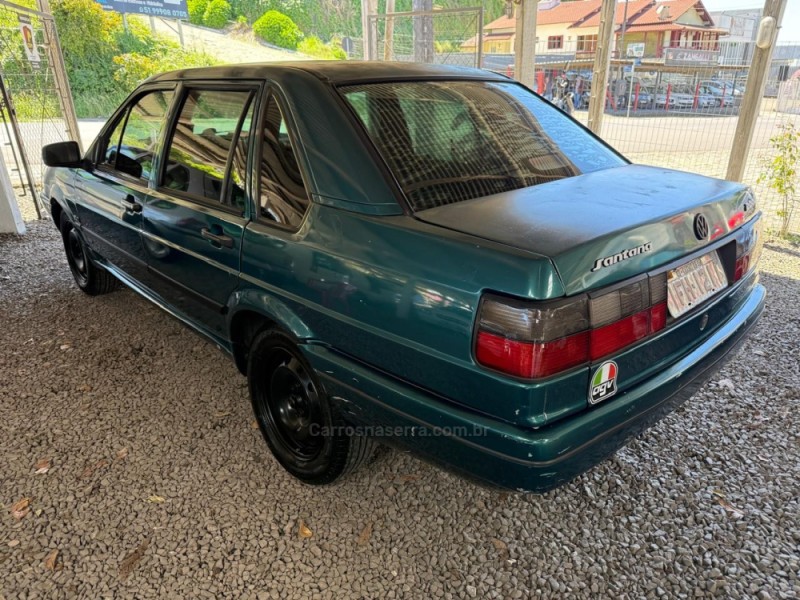 SANTANA 2.0 MI 8V GASOLINA 4P MANUAL - 1996 - FARROUPILHA