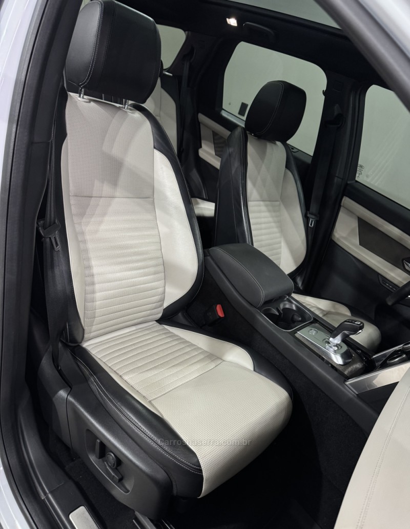 DISCOVERY SPORT 2.0 D200 R-DYNAMIC SE TURBO DIESEL 4P AUTOMÁTICO - 2020 - ENCANTADO
