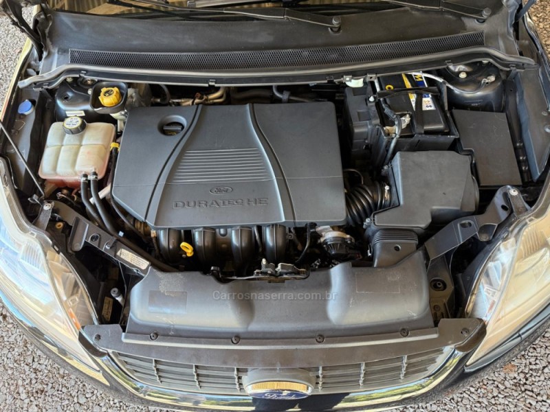 FOCUS 2.0 GLX 16V FLEX 4P MANUAL - 2010 - FARROUPILHA