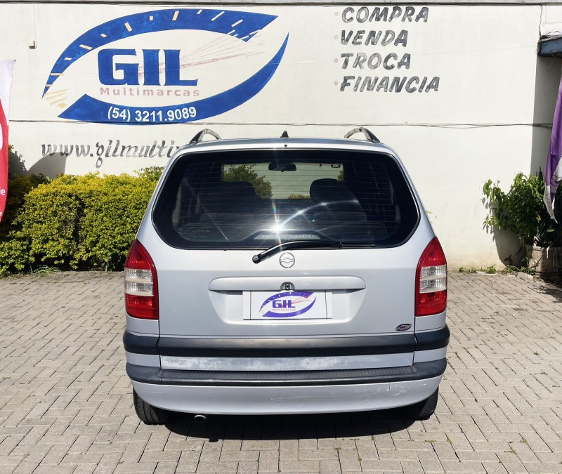 ZAFIRA 2.0 MPFI CD 16V GASOLINA 4P MANUAL - 2001 - CAXIAS DO SUL