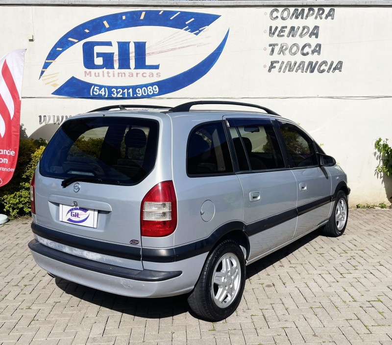 ZAFIRA 2.0 MPFI CD 16V GASOLINA 4P MANUAL - 2001 - CAXIAS DO SUL