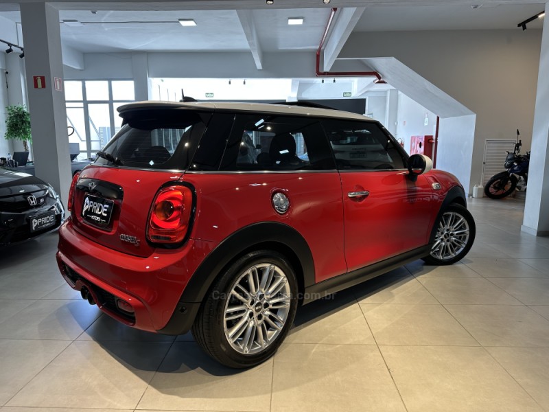 COOPER 2.0 S EXCLUSIVE 16V TURBO GASOLINA 2P AUTOMÁTICO - 2018 - CAXIAS DO SUL