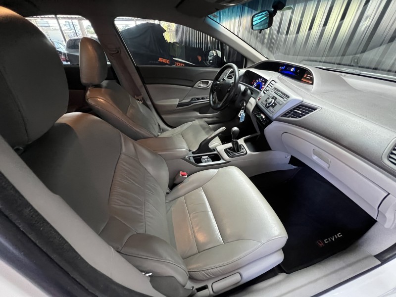 CIVIC 1.8 LXS 16V FLEX 4P MANUAL - 2014 - CAXIAS DO SUL