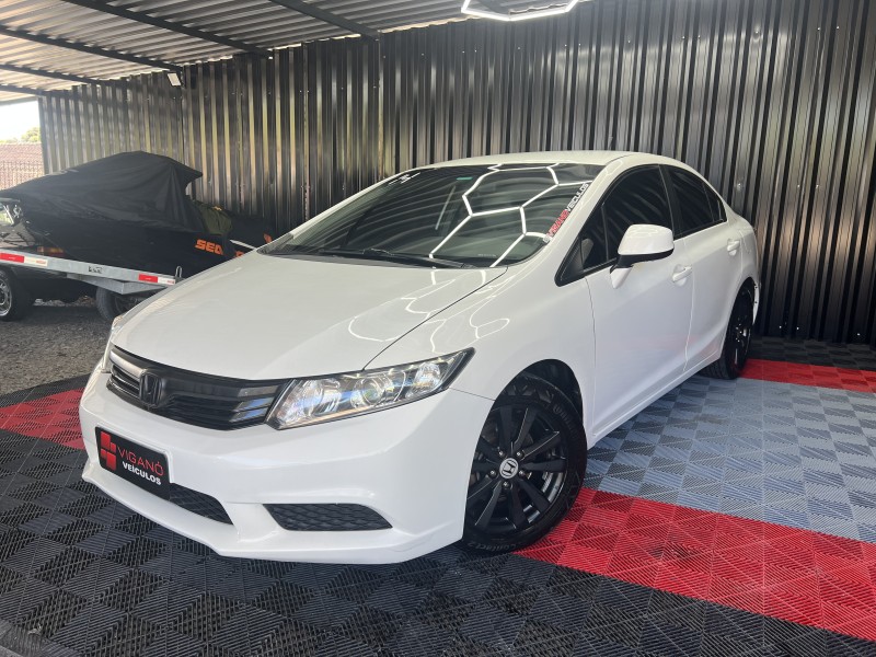 CIVIC 1.8 LXS 16V FLEX 4P MANUAL