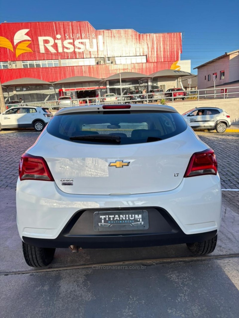ONIX 1.0 MPFI LT 8V FLEX 4P MANUAL - 2019 - SãO FRANCISCO DE PAULA