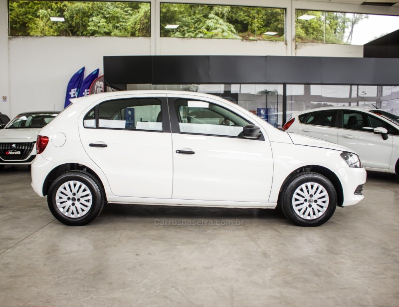 GOL 1.6 MI TRENDLINE 8V FLEX 4P MANUAL - 2015 - NOVO HAMBURGO