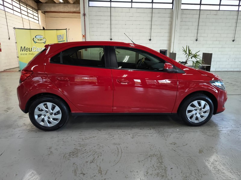 ONIX 1.4 MPFI LT 8V FLEX 4P MANUAL - 2014 - CAXIAS DO SUL