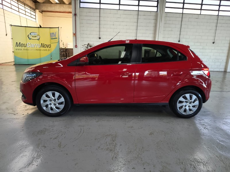 ONIX 1.4 MPFI LT 8V FLEX 4P MANUAL - 2014 - CAXIAS DO SUL