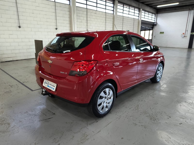 ONIX 1.4 MPFI LT 8V FLEX 4P MANUAL - 2014 - CAXIAS DO SUL