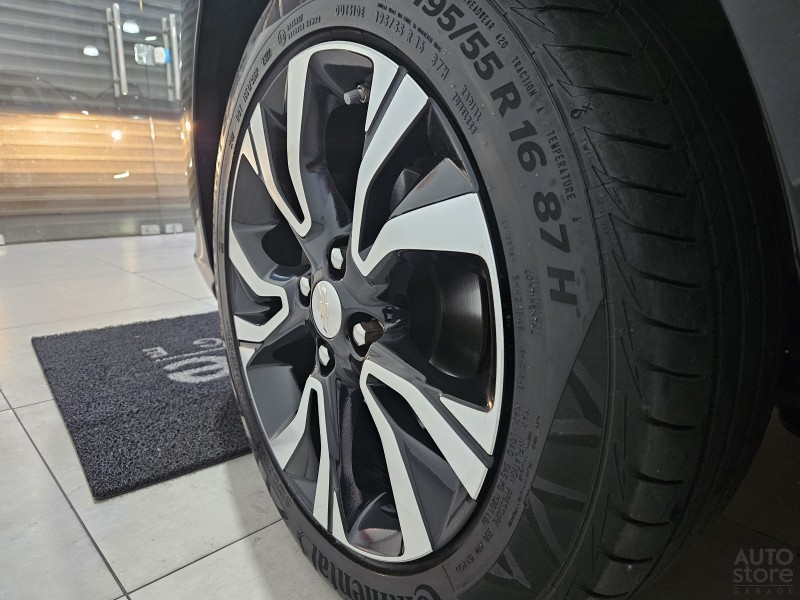ONIX 1.0	PREMIER PLUS 12V TURBO FLEX 4P AUTOMÁTICO - 2023 - CAXIAS DO SUL