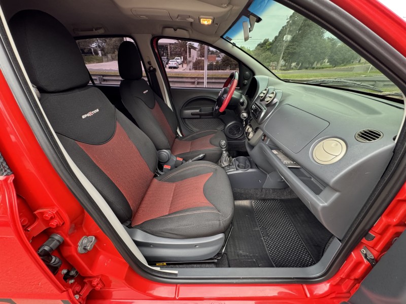 UNO 1.4 EVO SPORTING 8V FLEX 4P MANUAL - 2012 - DOIS IRMãOS