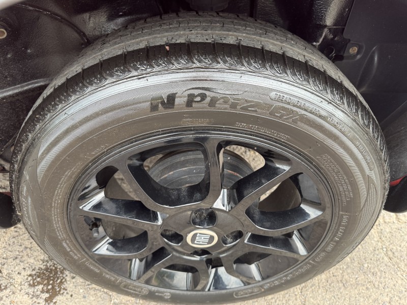 UNO 1.4 EVO SPORTING 8V FLEX 4P MANUAL - 2012 - DOIS IRMãOS