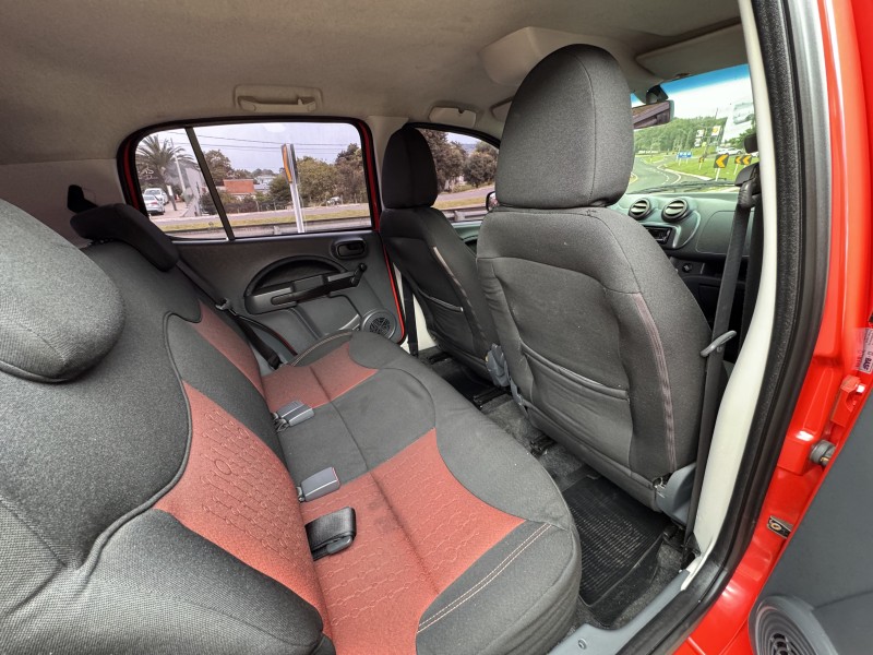 UNO 1.4 EVO SPORTING 8V FLEX 4P MANUAL - 2012 - DOIS IRMãOS