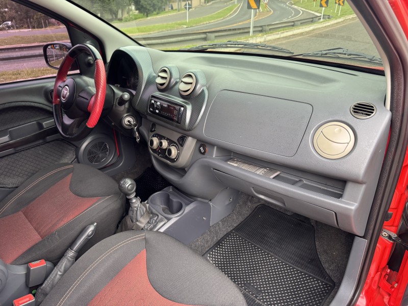 UNO 1.4 EVO SPORTING 8V FLEX 4P MANUAL - 2012 - DOIS IRMãOS
