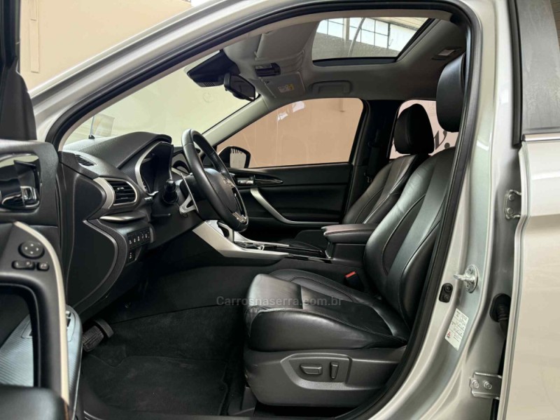 ECLIPSE CROSS 1.5 HPE-S 16V GASOLINA 4P AUTOMÁTICO - 2019 - PORTO ALEGRE