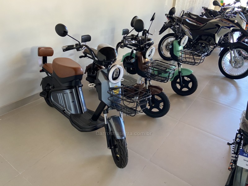 SCOOTER ELÉTRICA  - 2025 - CANELA
