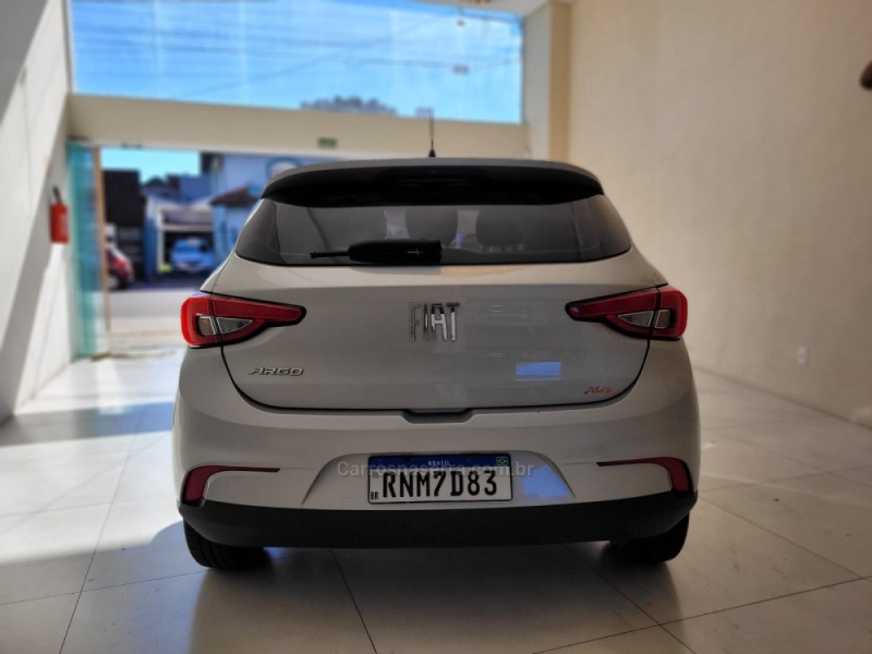 ARGO 1.0 DRIVE 6V FLEX 4P MANUAL - 2022 - CANELA