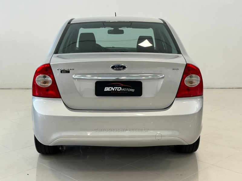 FOCUS 2.0 GLX 16V FLEX 4P MANUAL - 2013 - BENTO GONçALVES