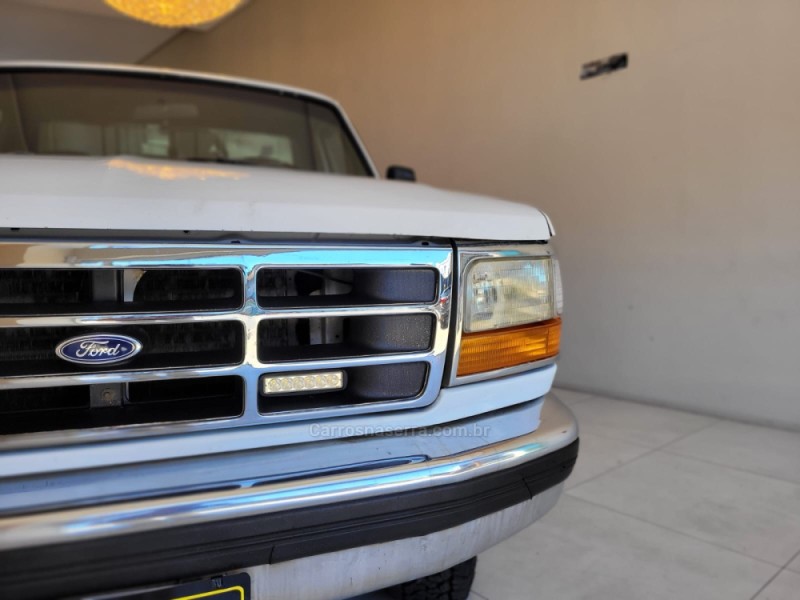 F-1000 4.3 XLT 4X4 CS TURBO DIESEL 2P MANUAL - 1998 - CANELA
