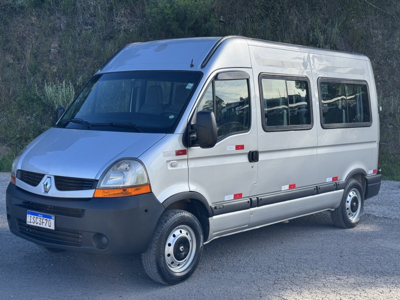 MASTER 2.3 DCI MINIBUS VIP L3H2 16 LUGARES 16V DIESEL 4P MANUAL - 2011 - CAXIAS DO SUL