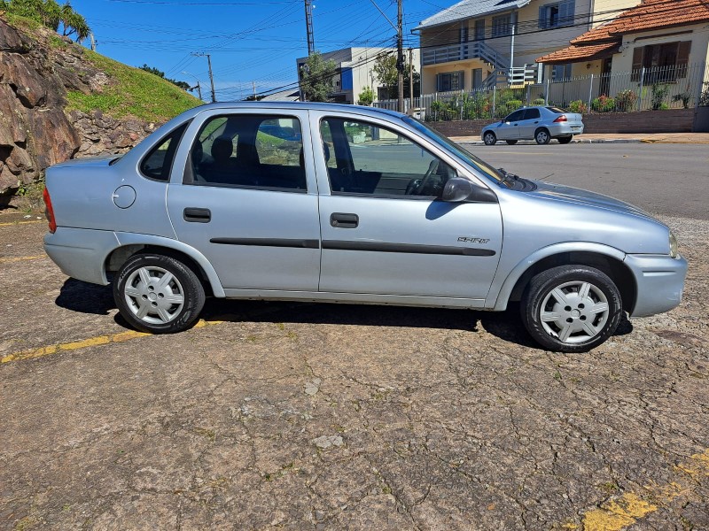 CORSA 1.6 MPFI CLASSIC SEDAN 8V GASOLINA 4P MANUAL - 2006 - FARROUPILHA
