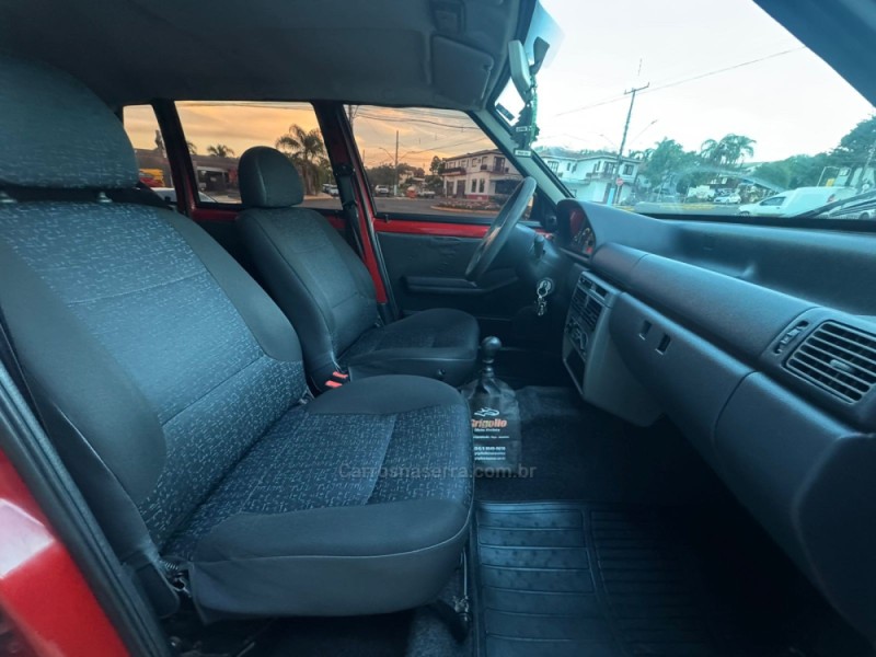 UNO 1.0 WAY 8V FLEX 4P MANUAL - 2009 - TAPEJARA