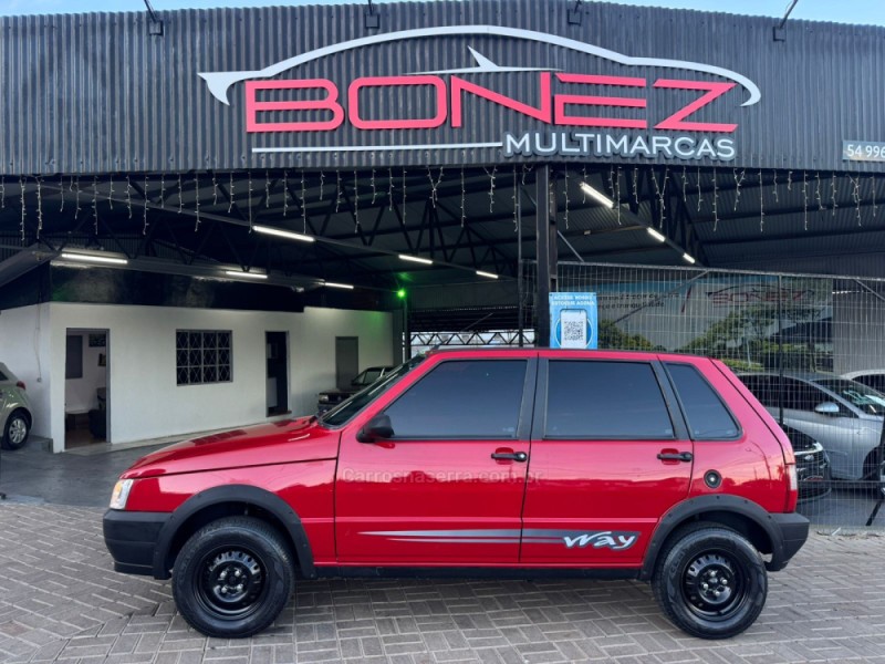 UNO 1.0 WAY 8V FLEX 4P MANUAL - 2009 - TAPEJARA