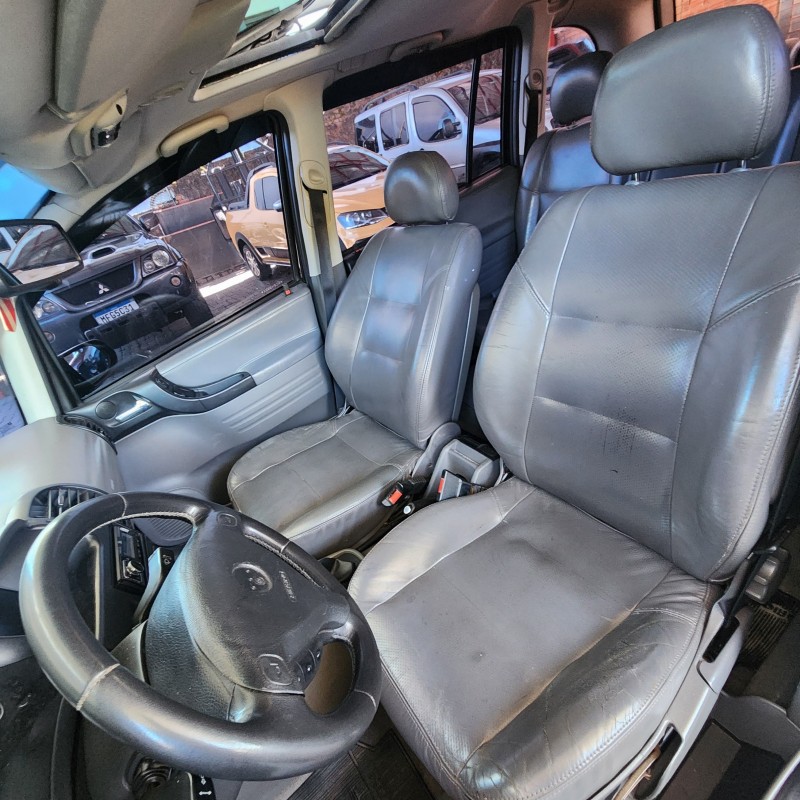 ZAFIRA 2.0 MPFI ELITE 8V FLEX 4P AUTOMÁTICO - 2005 - CAXIAS DO SUL