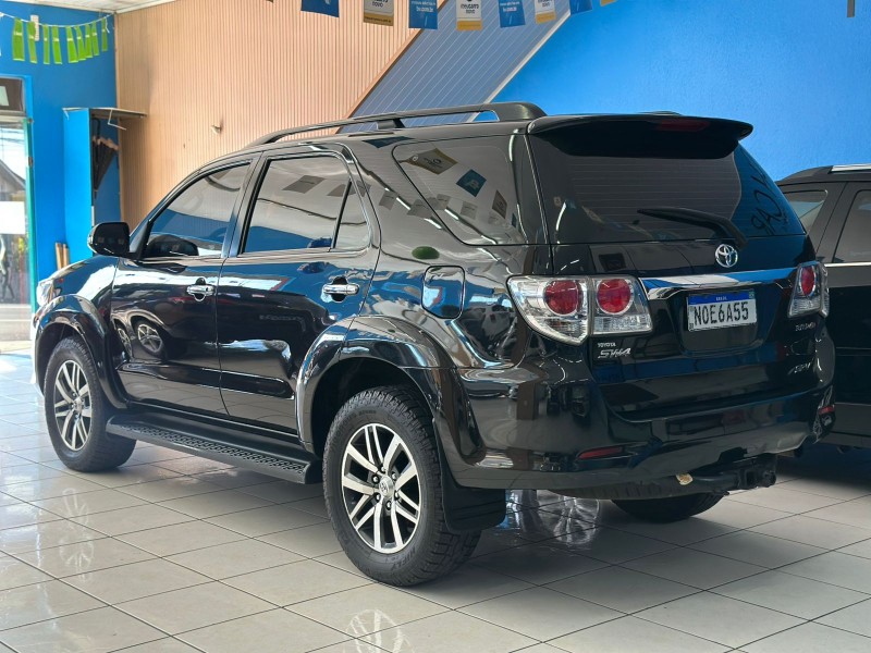 HILUX SW4 3.0 SRV 4X4 CD 16V TURBO INTERCOOLER DIESEL 4P AUTOMÁTICO - 2012 - CAXIAS DO SUL