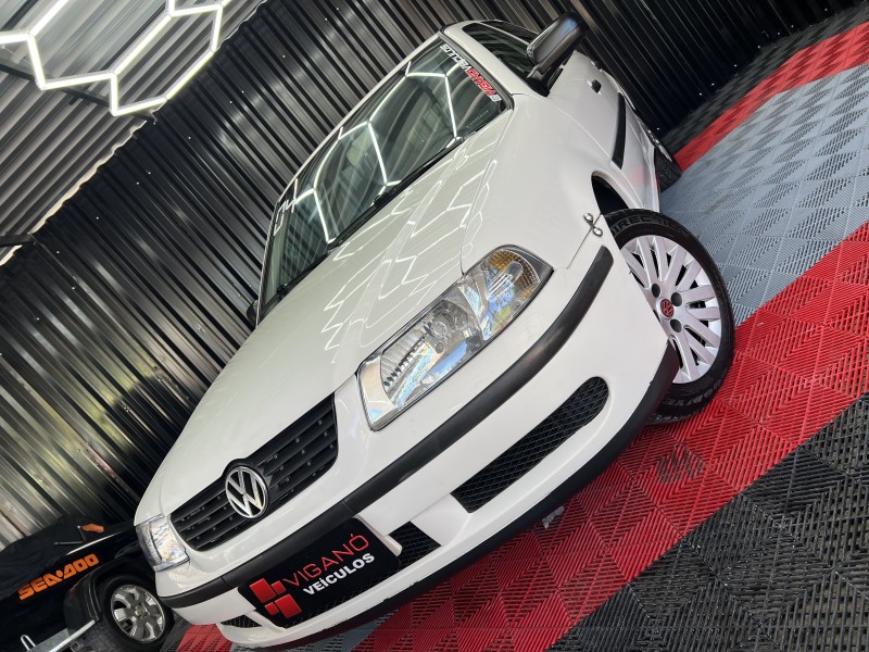 GOL 1.0 MI SPECIAL 8V GASOLINA 4P MANUAL G.III - 2004 - CAXIAS DO SUL