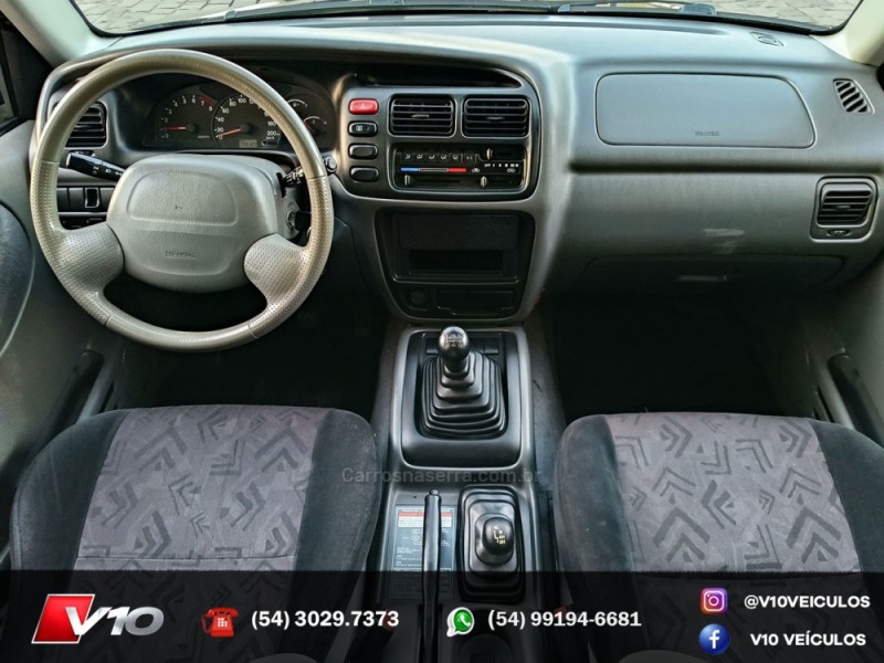 TRACKER 2.0 4X4 16V GASOLINA 4P MANUAL - 2009 - CAXIAS DO SUL