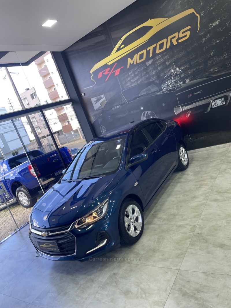 ONIX 1.0	PREMIER PLUS 12V TURBO FLEX 4P AUTOMÁTICO - 2020 - CAXIAS DO SUL