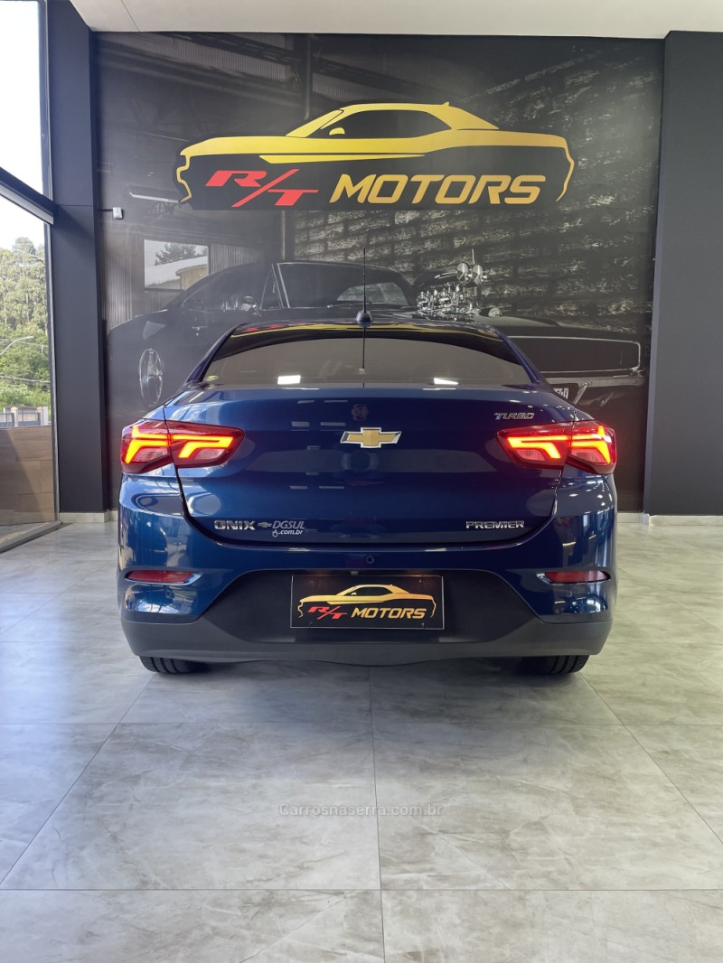ONIX 1.0	PREMIER PLUS 12V TURBO FLEX 4P AUTOMÁTICO - 2020 - CAXIAS DO SUL