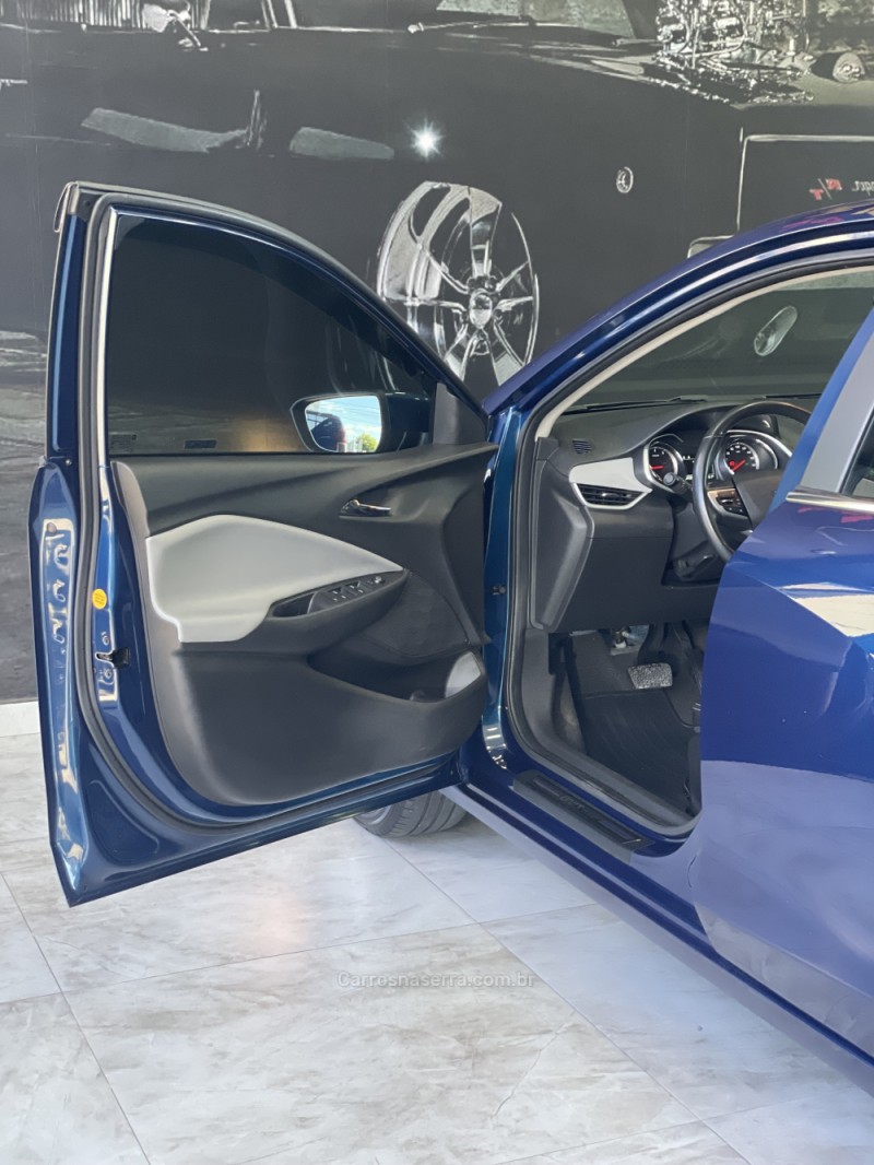 ONIX 1.0	PREMIER PLUS 12V TURBO FLEX 4P AUTOMÁTICO - 2020 - CAXIAS DO SUL