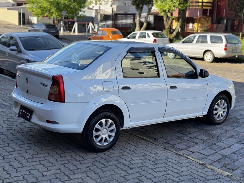 LOGAN 1.0 AUTHENTIQUE 16V FLEX 4P MANUAL - 2011 - CAXIAS DO SUL