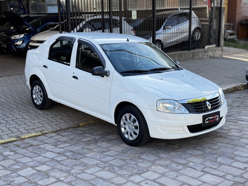 LOGAN 1.0 AUTHENTIQUE 16V FLEX 4P MANUAL - 2011 - CAXIAS DO SUL